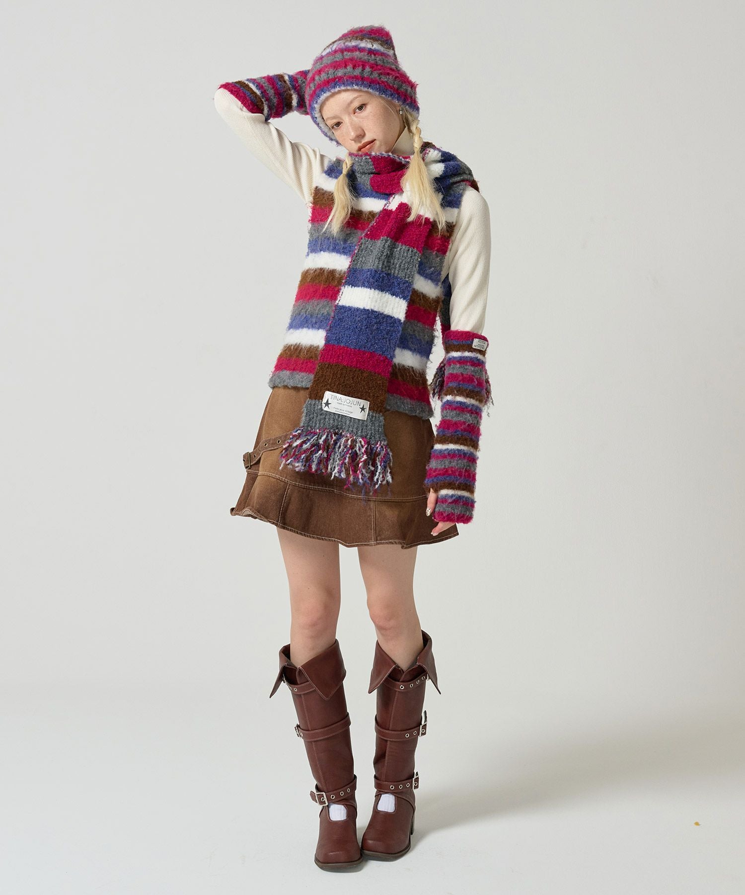 TINA:JOJUN ニット帽　2024 Limited Edition TINA：JOJUN（ティーナジョジュン）の「2024Limited Edition ニット帽