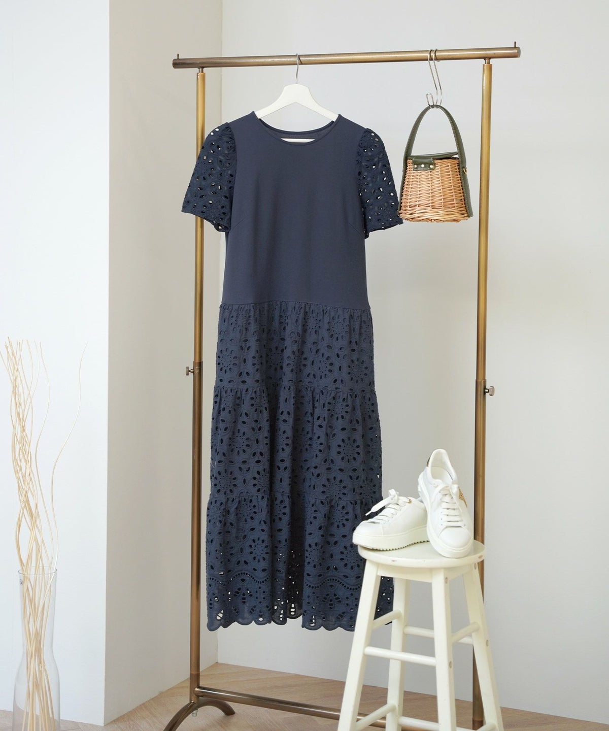 手洗い可ワンピースレースカットソーフレアロング大人かわいいきれいめ白黒春夏秋ドッキング綿100ジョイントスペース