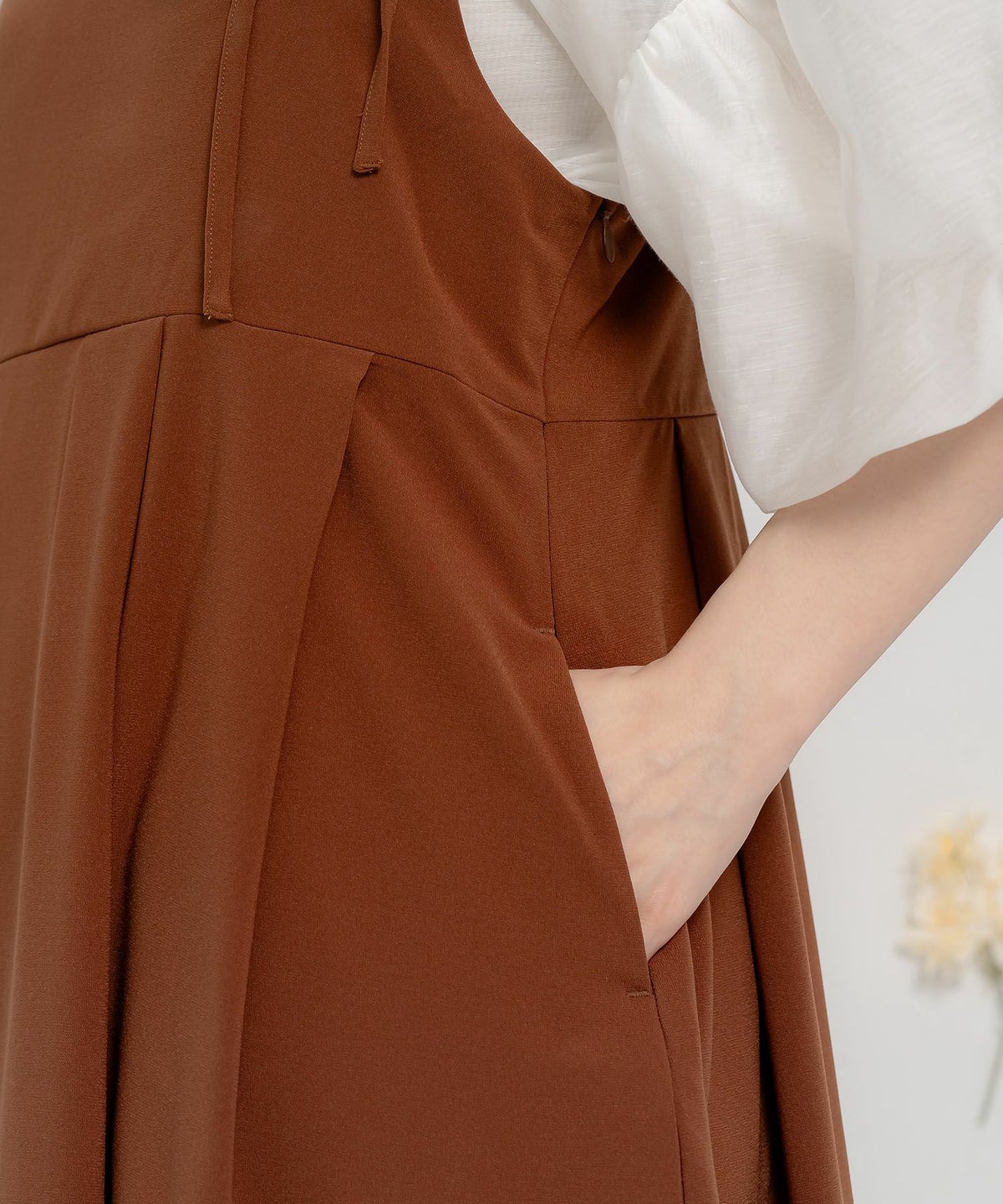 アシンメトリー ミニ丈 ハイウエスト タック/グレー/ブラウン/M