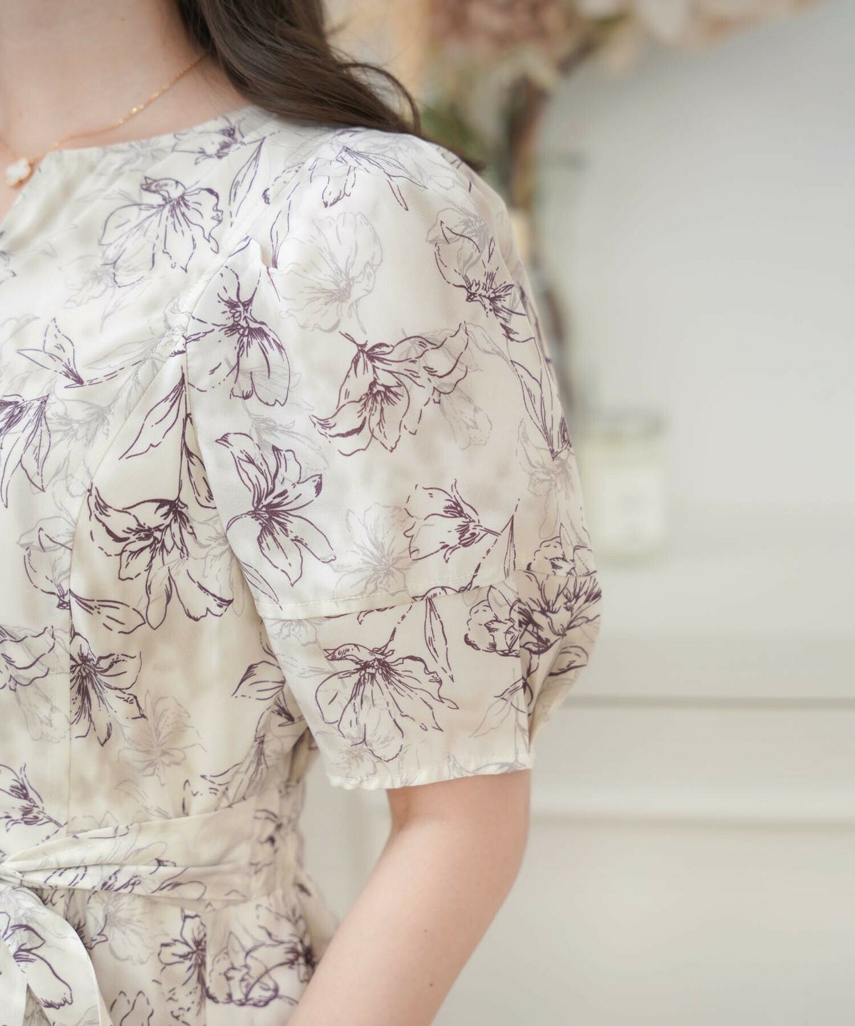 レディース/ワンピース/授乳/ママ/旅行/普段着/シンプル/リボン/ランタンスリーブ/半袖/5分袖/フレア/ロング/花柄/ドット/上品/エレガント/フェミニン/カジュアル/休日コーデ/アイボリー/ベージュ/エクリュ/ブルーグレー/ワイン/レッド/モカ/ピンク/サックス