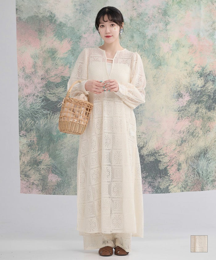 上品 レース ワンピース ボリュームスリーブ Vネック ブロックレース ボリューム スリーブ スリット ワンピース miolite