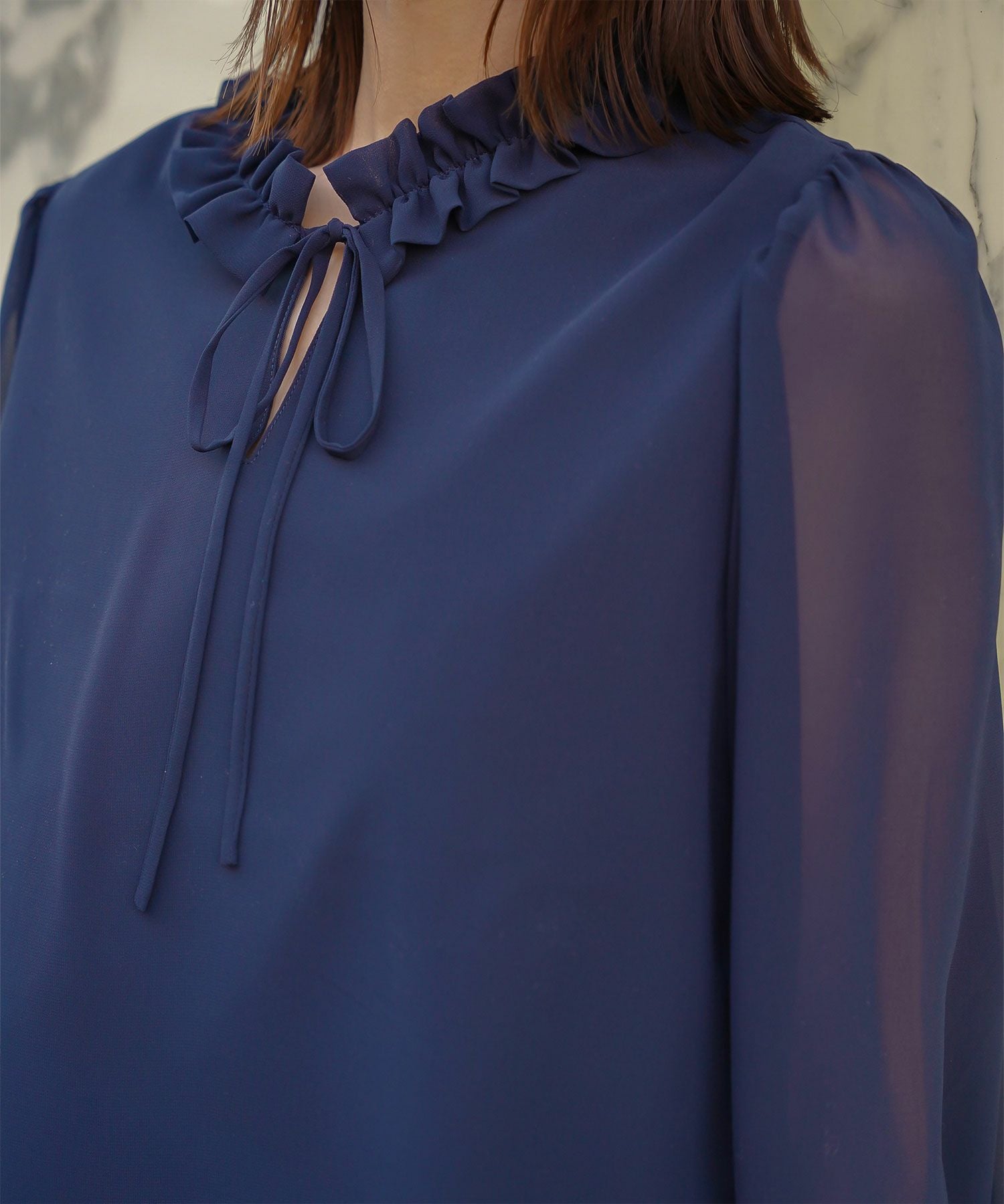 Navy-SALE ホイップスリーブ リボン ブラウス HUIT 全4色｜hit831-0176
