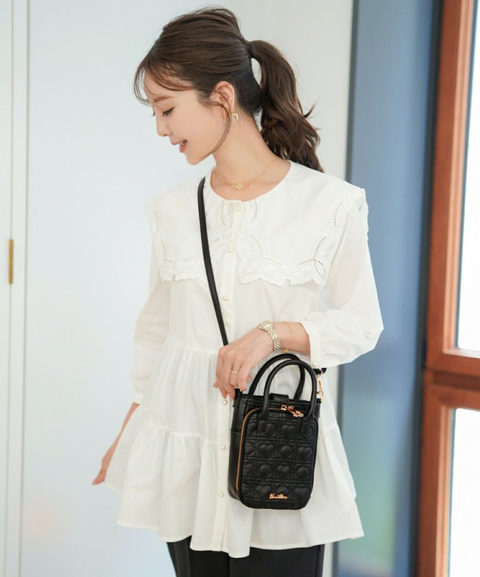 レディース/小物/グッズ/バッグ/スクエア/ショルダーバッグ/ポシェットバッグ/ハート/シリーズ/キルティング/オールシーズン/レザー/合皮/収納/仕分け/持ち手/ゴールド/ピンク/ストロベリーミルク/アイボリー/ブラック/旅行/お出かけ/おしゃれバッググレージュ新色