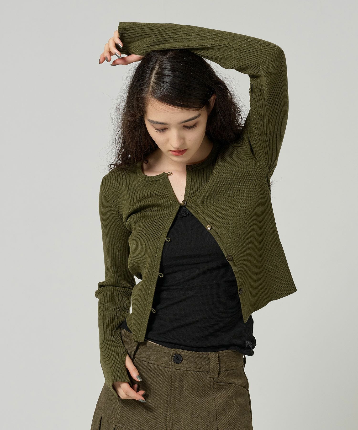TAN SLEEVE 完売カーディガン 新品未着用 カーキ ニット TAN SLEEVE 完売カーディガン 新品未着用 カーキ ニット 【公式通販】
