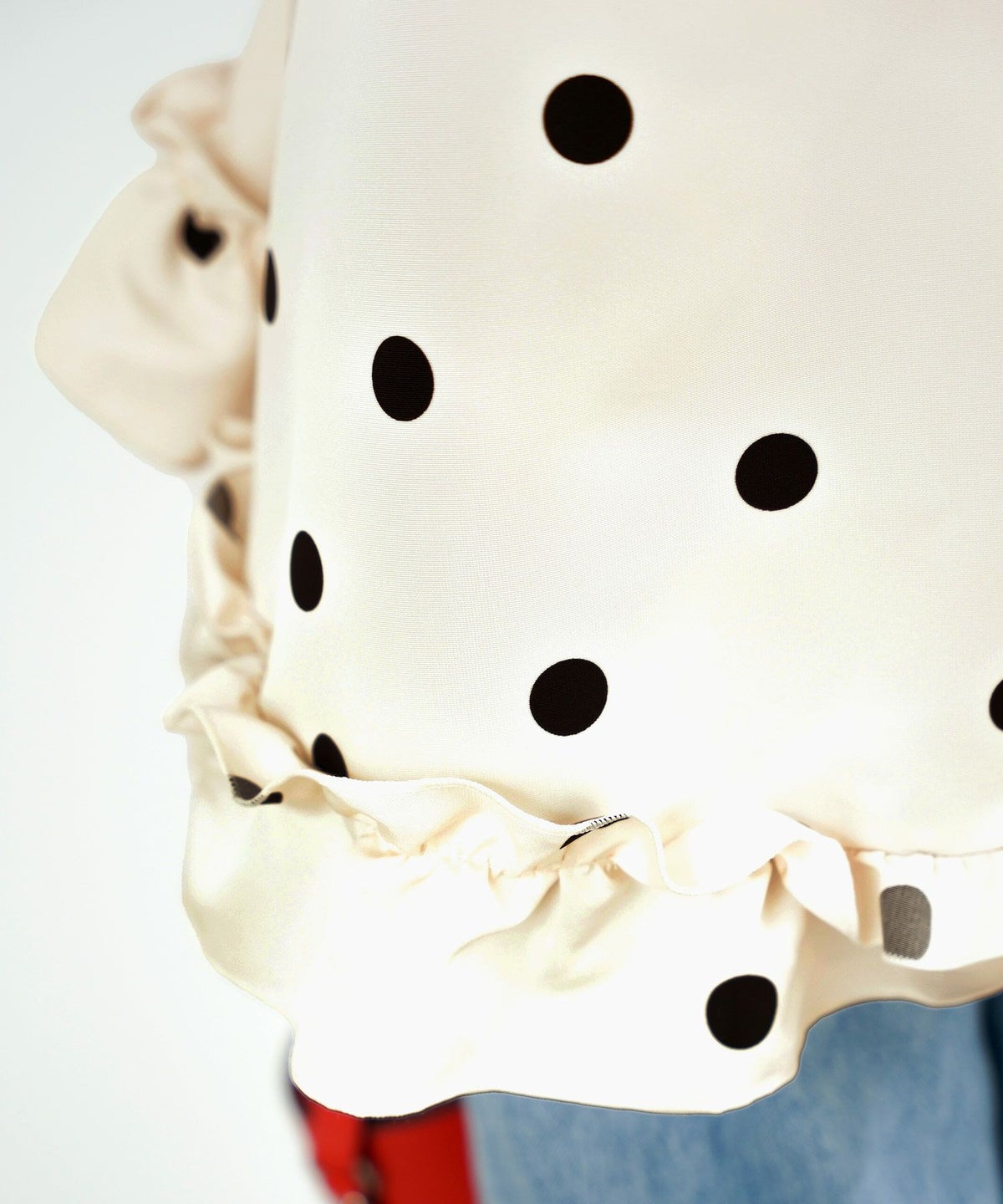 手洗い可 日本製 ブラウス レディース トップス 水玉 パフスリーブ 白黒 ロング きれいめ オフィス かわいい ジョイントスペース