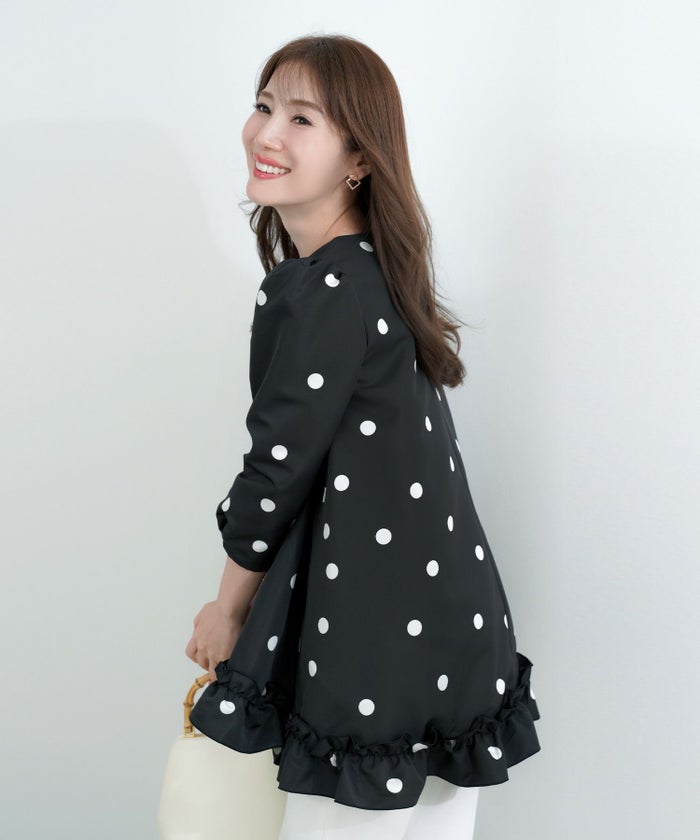 手洗い可 日本製 ブラウス レディース トップス 水玉 パフスリーブ 白黒 ロング きれいめ オフィス かわいい ジョイントスペース