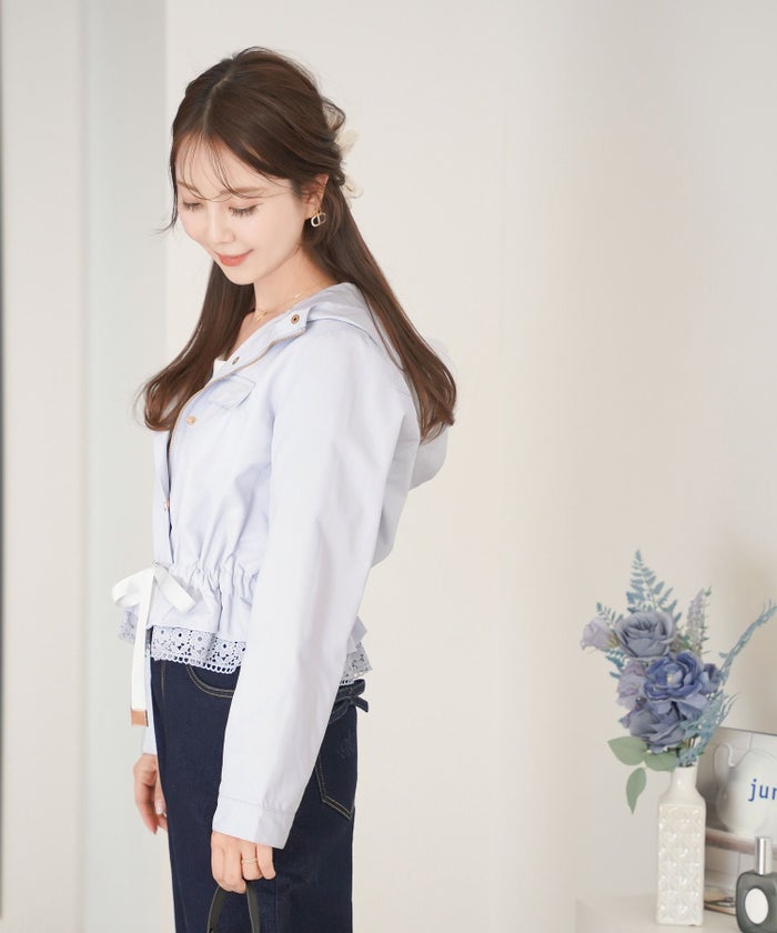 レディース/アウター/軽羽織/春コート/秋コート/撥水/防水/雨具/ショート丈/ミドル丈/長袖/フード/ボタン/袖口ゴム/アイボリー/ネイビー/ブラック/上品/シンプル/レインコート/ゴールド/春/秋/雨の日/お出かけ/新色/バレンタイン/ピンクブルーグレー/サックス/春カラー/梅雨