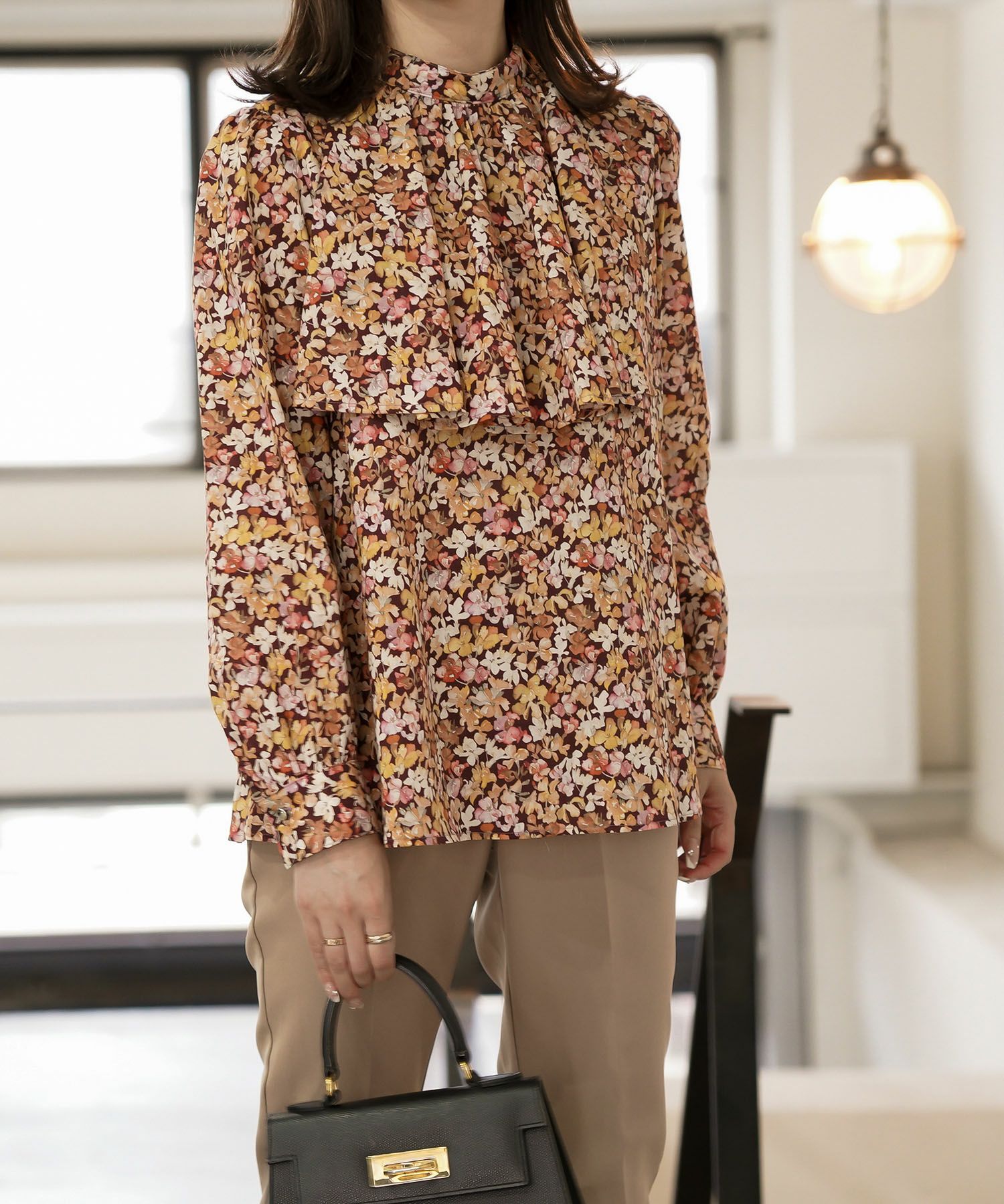 ケープデザイン ブラウス Made with Liberty Fabric HUIT 全2色