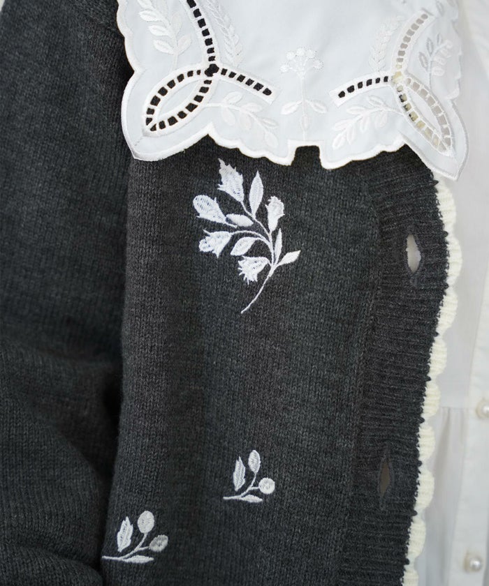 レディース/カーディガン/羽織/オールシーズン/着回し/レイヤードコーデ/ロングカーディガン/ポケット/刺繍/スカラップ/Vネック/長袖/モカ/チャコール/上品/シンプル/おしゃれ/かわいい/大人