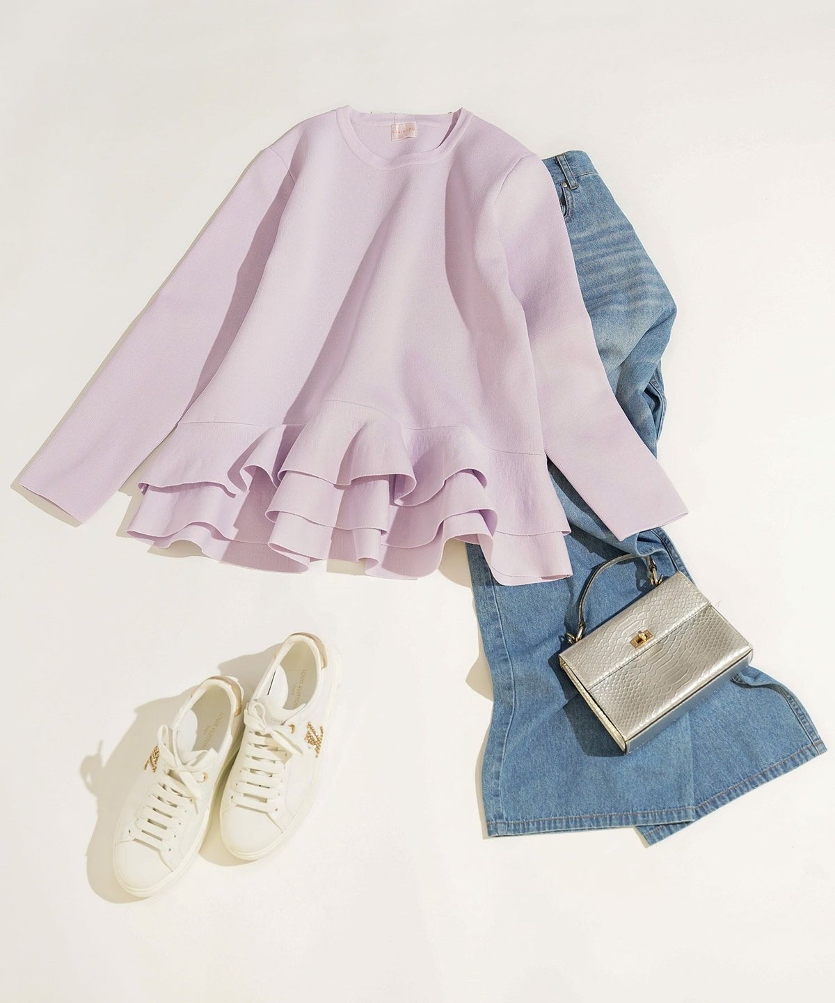 手洗い可 ポリエステル100% ニット トップス レディース かわいい オフィス きれいめ 長袖 白黒 秋冬春 ジョイントスペース