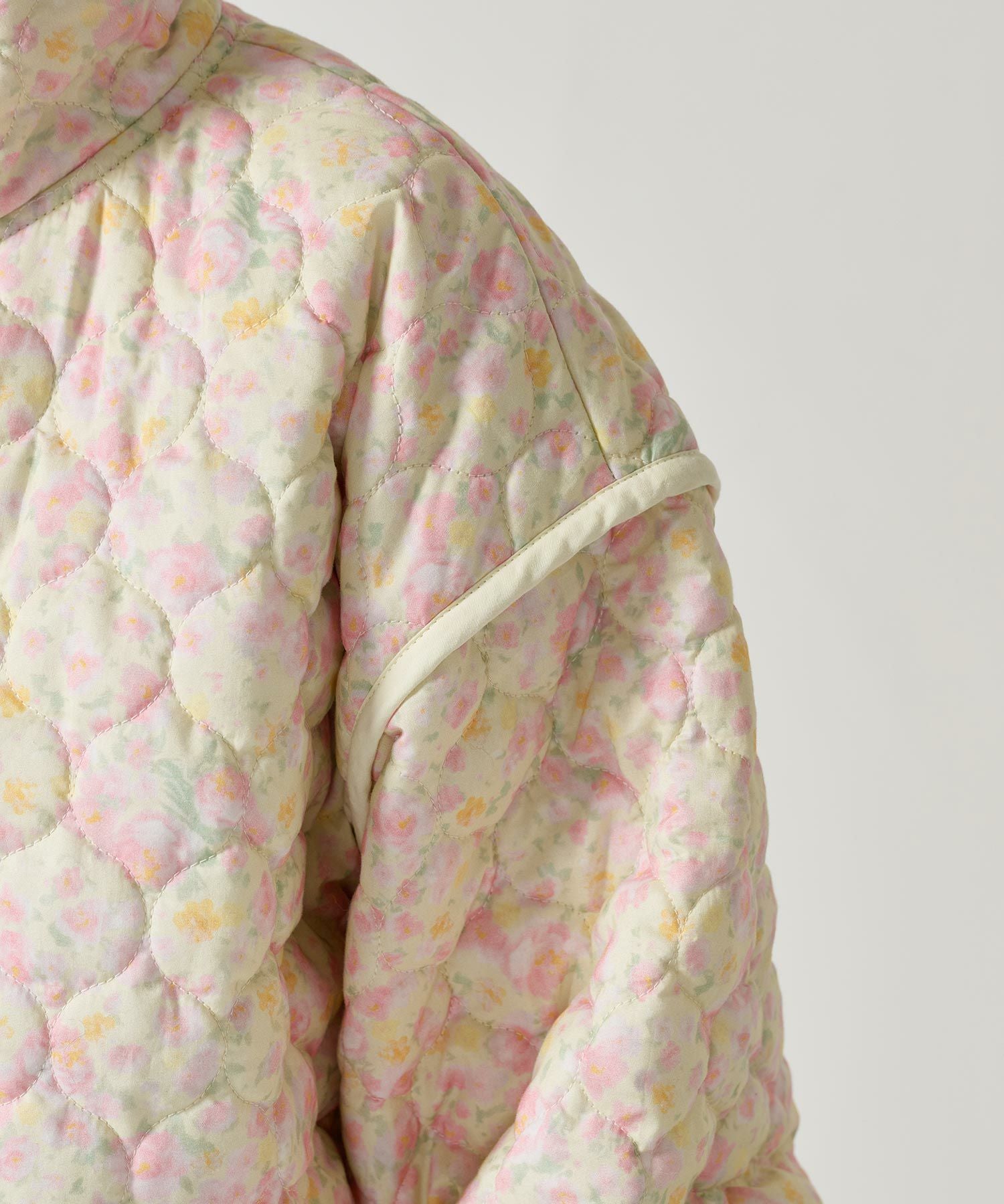 FINAL-SALE 花柄 キルティングコート TINA：JOJUN 全2色｜tnj141-0936