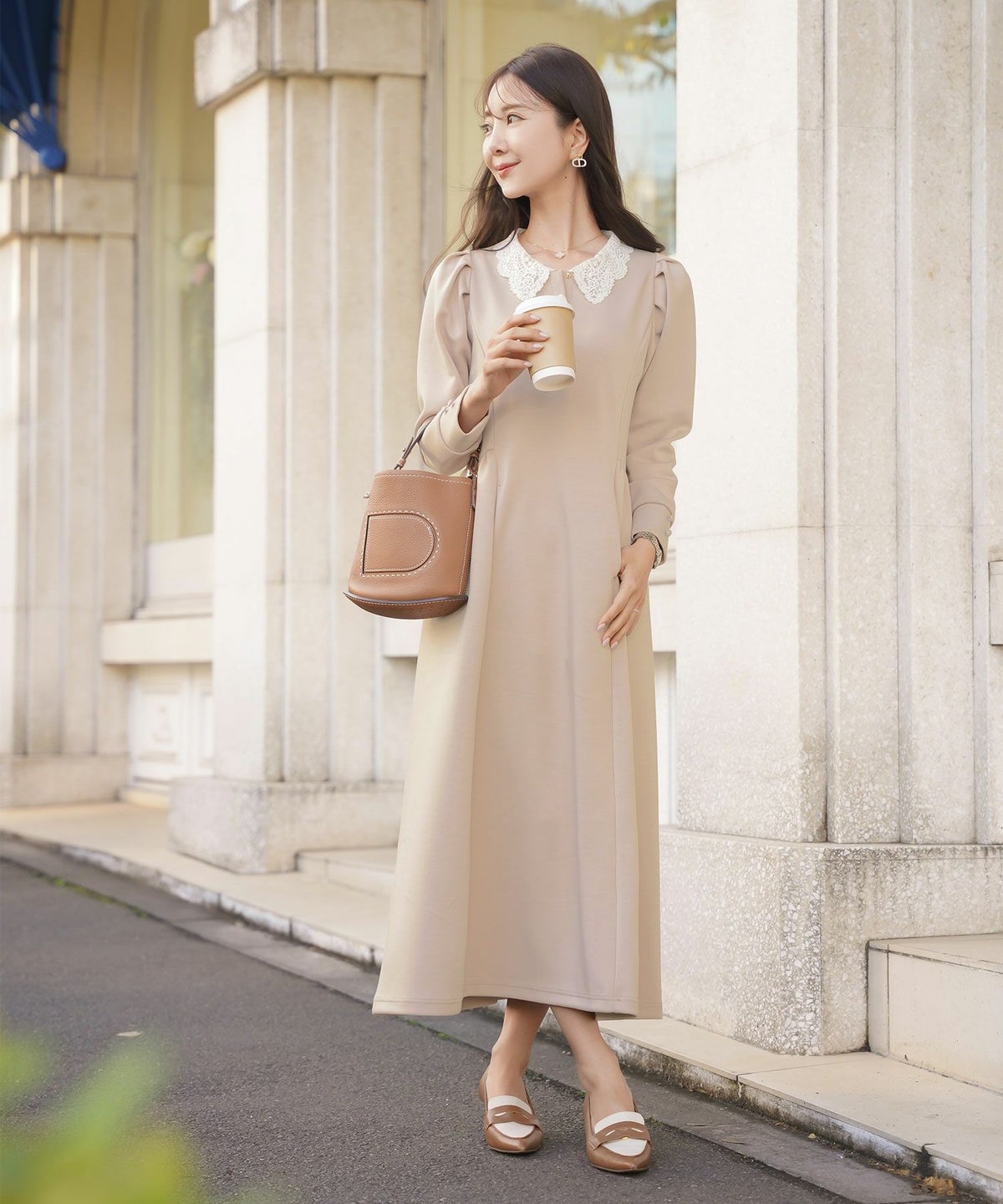 レディース/カットワンピース/カットソー/厚手/あったか/もっちり/柔らか/伸縮性/マタニティ/レース/シャツ襟/きれいめ/カジュアル/リラックス/ワンマイル/ロング/ミモレ丈/長袖/フレア/アイボリー/ブラウン/ネイビー/ブラック/オケージョン/新色/ピンクベージュ/チャコール