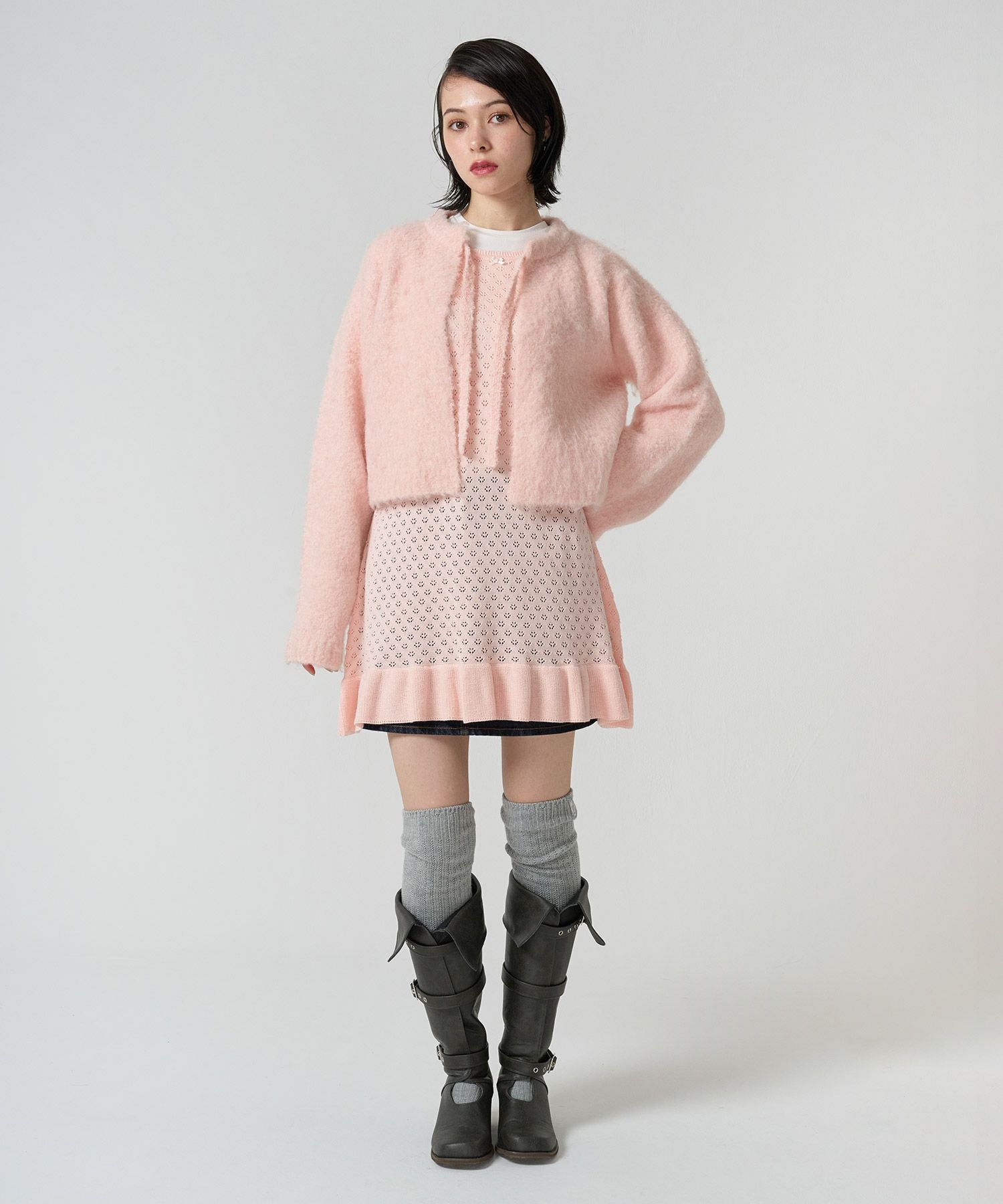 ミニ丈 透かし編みニットワンピース｜女子会、デート、 休日、通学に