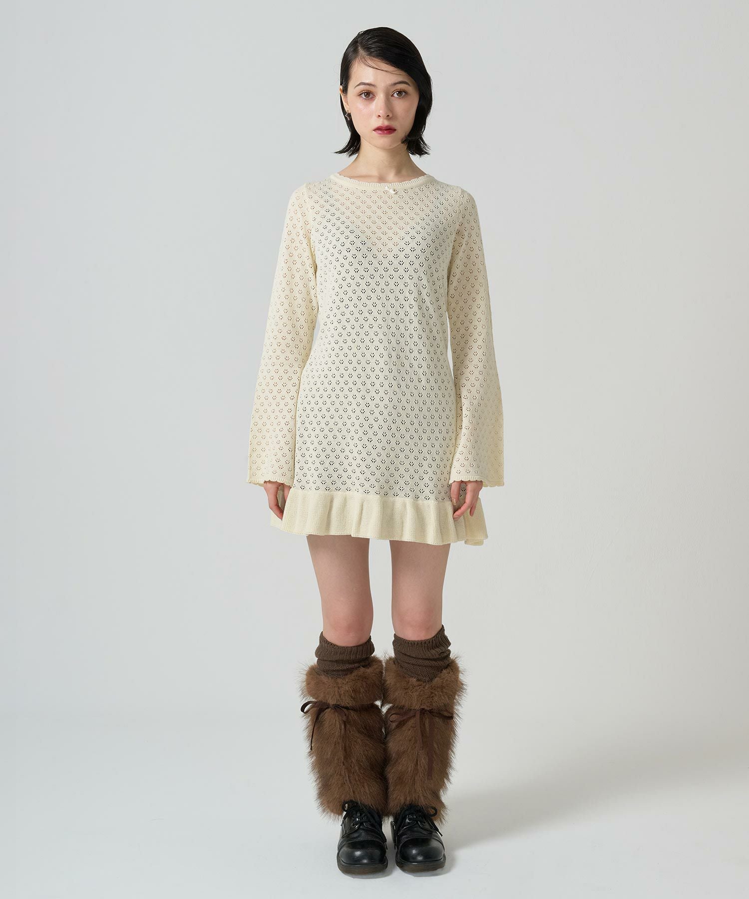 ミニ丈 透かし編みニットワンピース｜女子会、デート、 休日、通学に