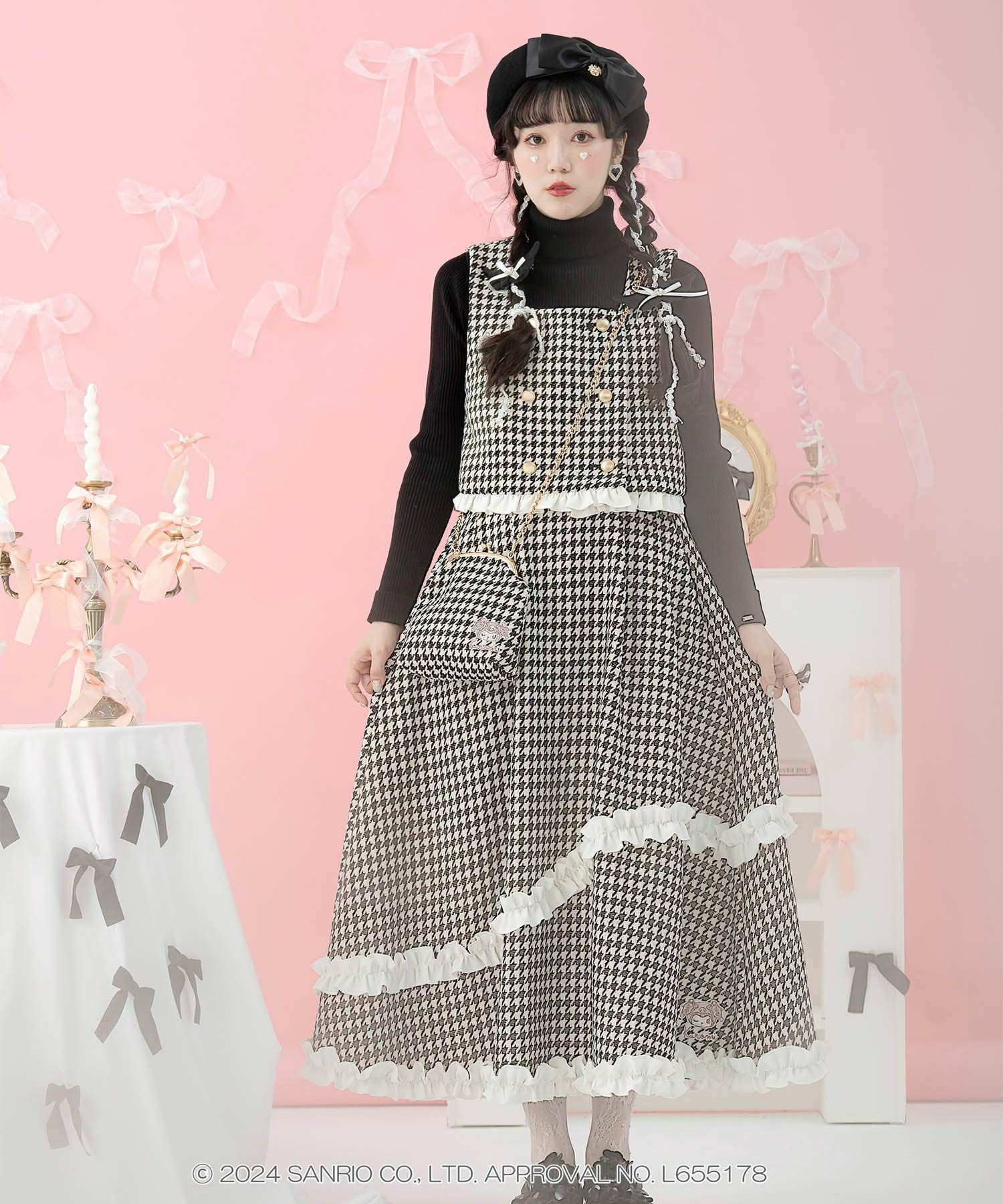 お値下げしました。新品、アルベロベロ千鳥柄アニマルプリントチュニック SALE サンリオキャラクターズ コラボ 千鳥柄刺しゅう フリルスカート