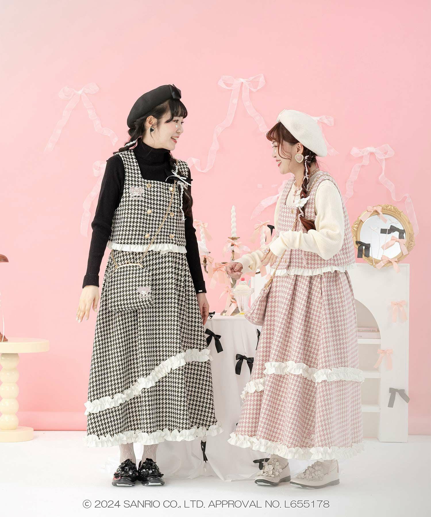 サンリオキャラクターズ コラボ 千鳥柄刺しゅう フリルスカート