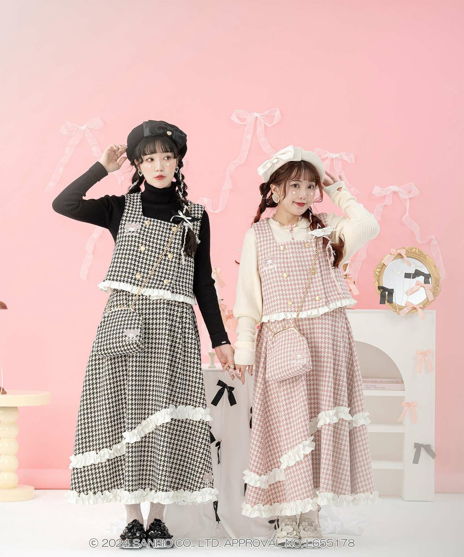 SALE サンリオキャラクターズ コラボ 千鳥柄刺しゅう ビスチェ miolite SALE サンリオキャラクターズ コラボ 千鳥柄刺しゅう ビスチェ miolite