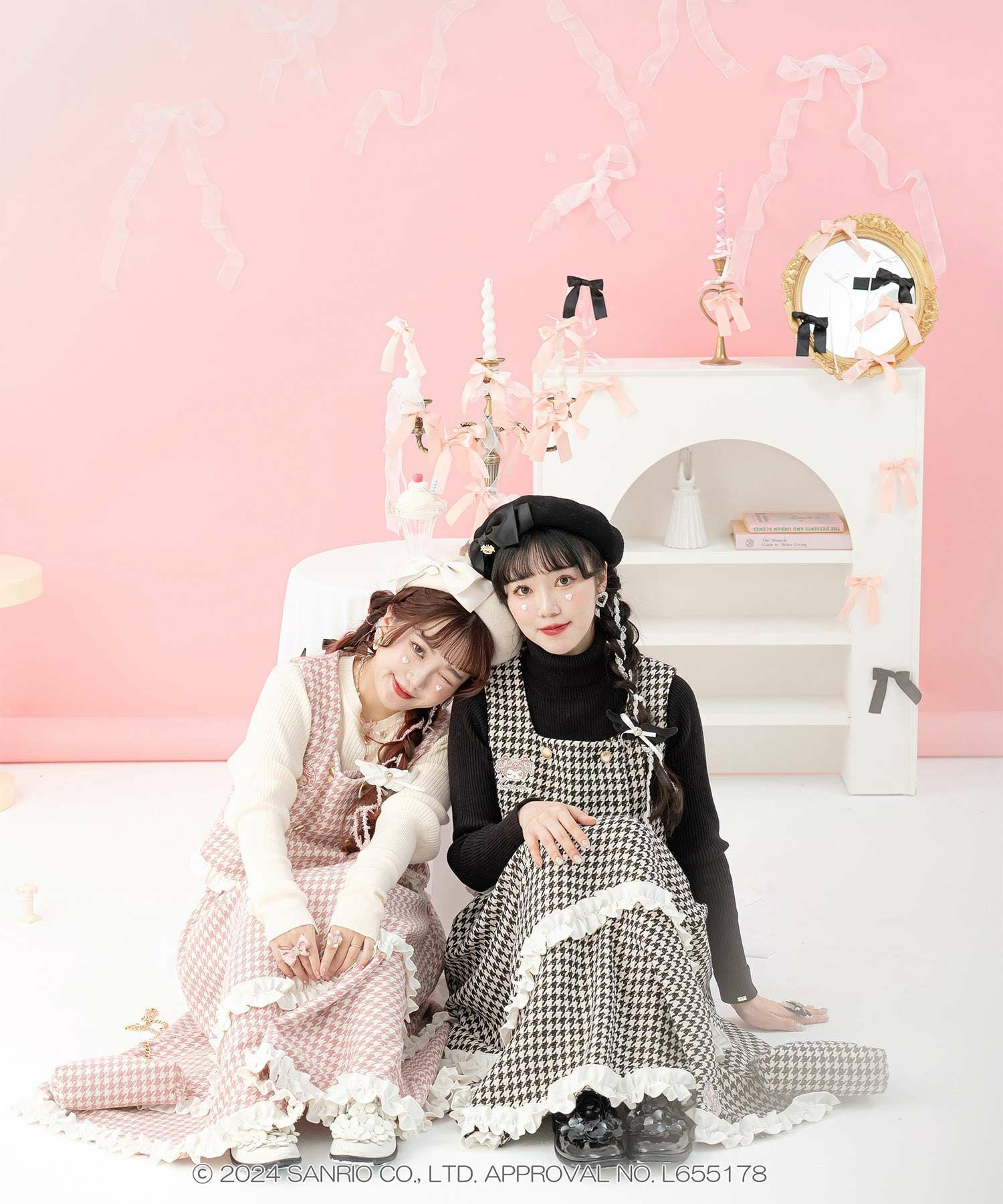 SALE サンリオキャラクターズ コラボ チャーム付き リボンベレー帽