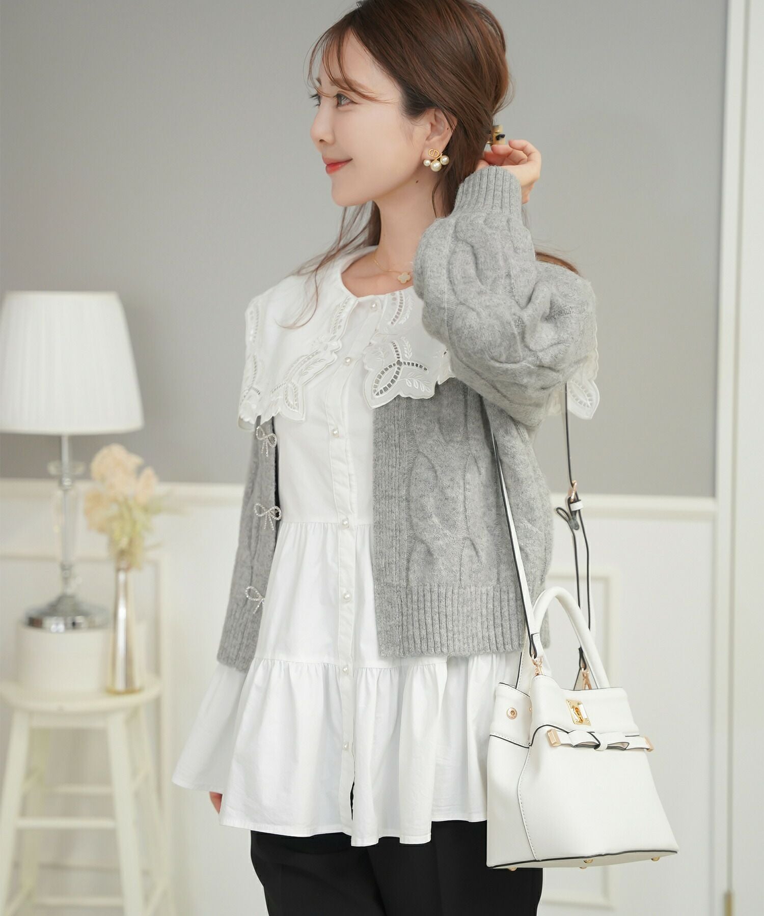 ビジュー リボン ブローチ ショートカーディガン le reve vaniller 全3