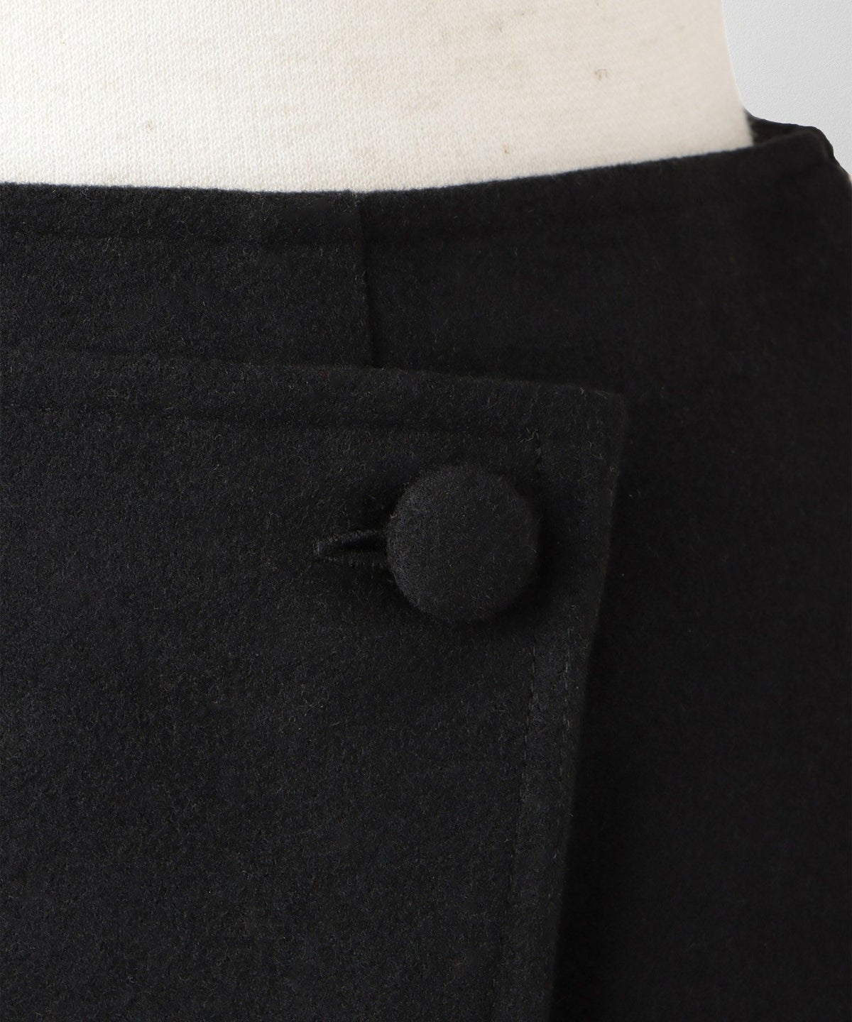 Aライン ウエストゴム ミモレ丈 くるみボタン 秋冬/アイボリー/ベージュ/ブラック/M