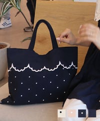 入学式 卒業式 A4サイズ スリッパ入れ スカラップ ドット プリント 刺繍 トレンド 上品 エレガント フェミニン かわいい きれいめ アイボリー×ブラック ピンクベージュ×オフ ネイビー×オフ ネイビー ドット スカラップ サブバッグ le reve vaniller