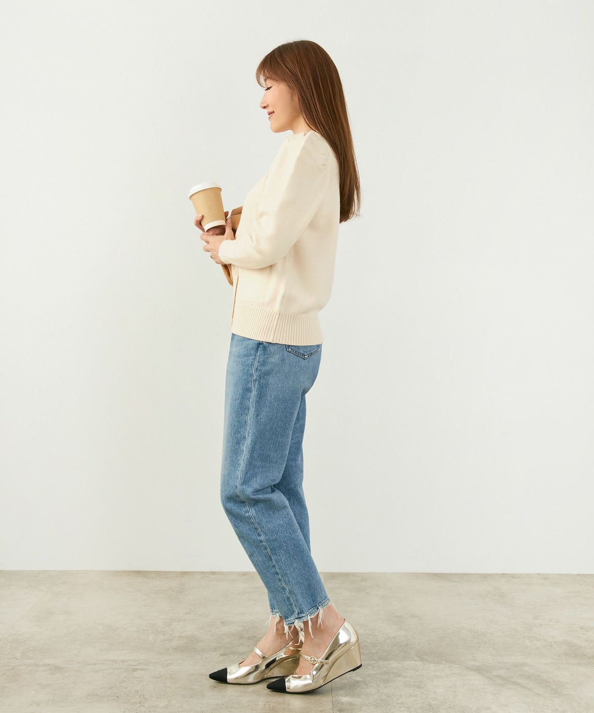 手洗い可ニットカーディガン長袖ざっくりローゲージ白黒グレーかわいいオフィスきれいめジョイントスペース