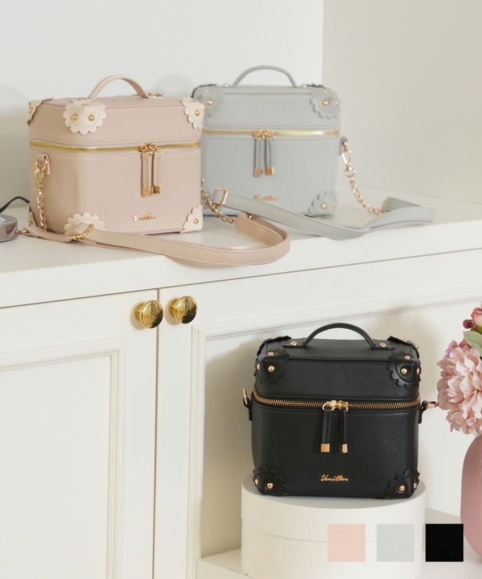 レディース 小物 バッグ バニティー スクエア フラワー 花 スカラップ ハンドル ショルダー コンパクト ミニ 上品 エレガント フェミニン 可愛い 春 オールシーズン ピンク ブルーグレー ブラック フラワーモチーフ スカラップ バニティ バッグ le reve vaniller