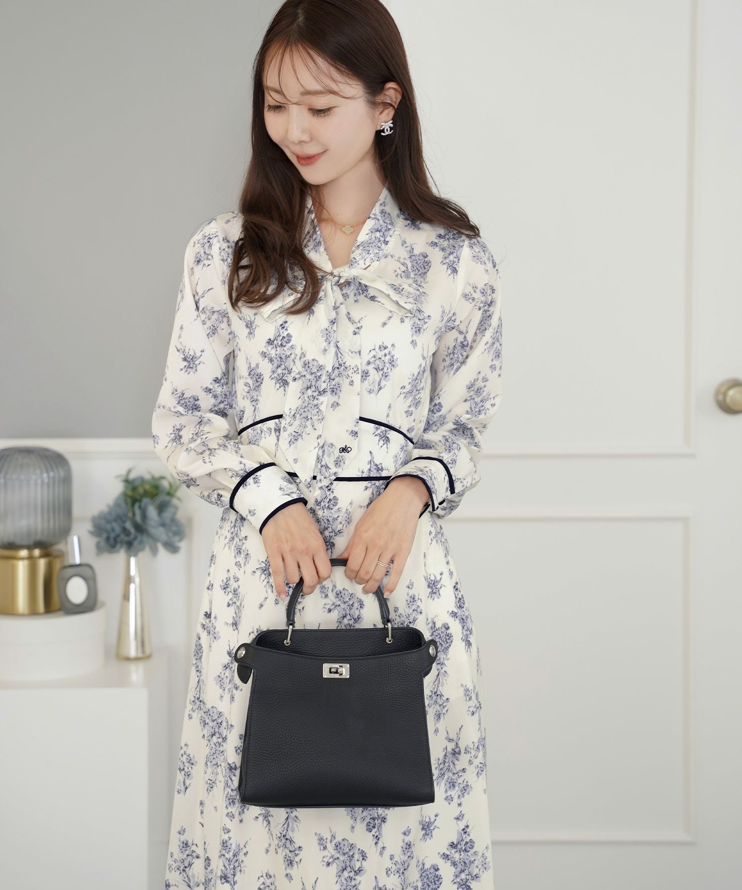 SPRING-SALE ボウタイ フローラル ワンピース le reve vaniller 全2色