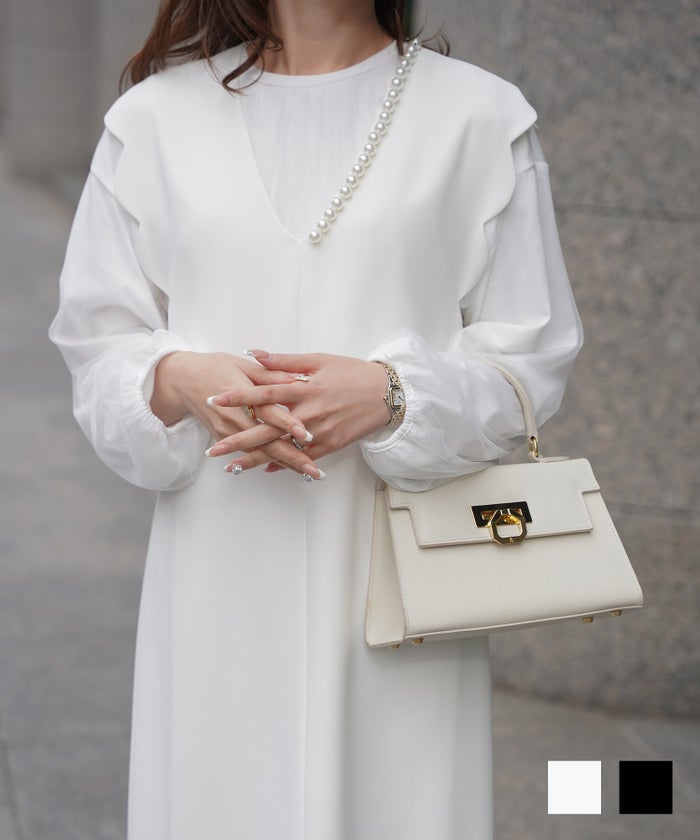 上品 アシンメトリー Vネック タイト オフィス オケージョン 着回し スカラップ パールトリム ジャンパースカート HUIT