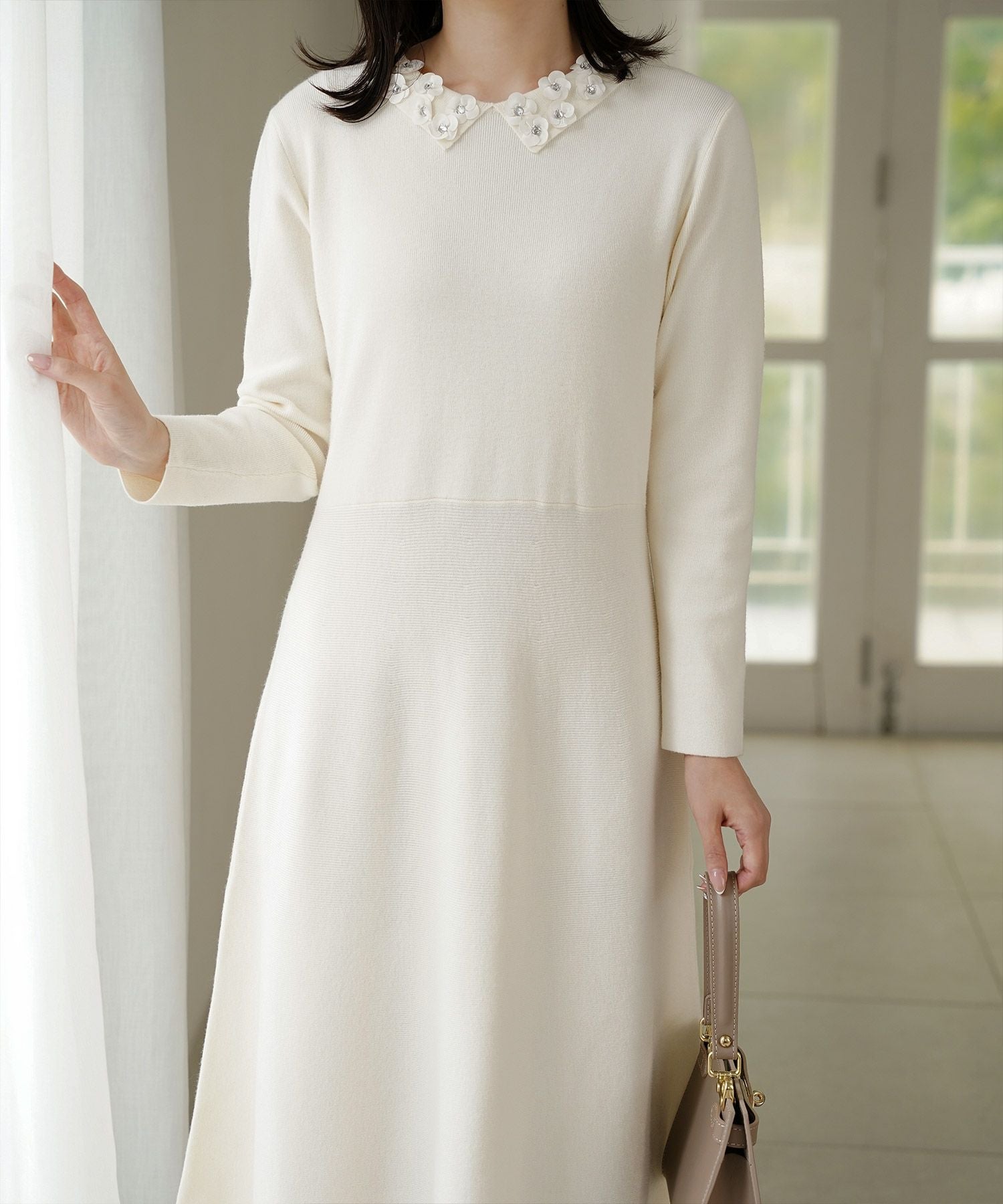 フラワーモチーフ 襟付き ニット ワンピース