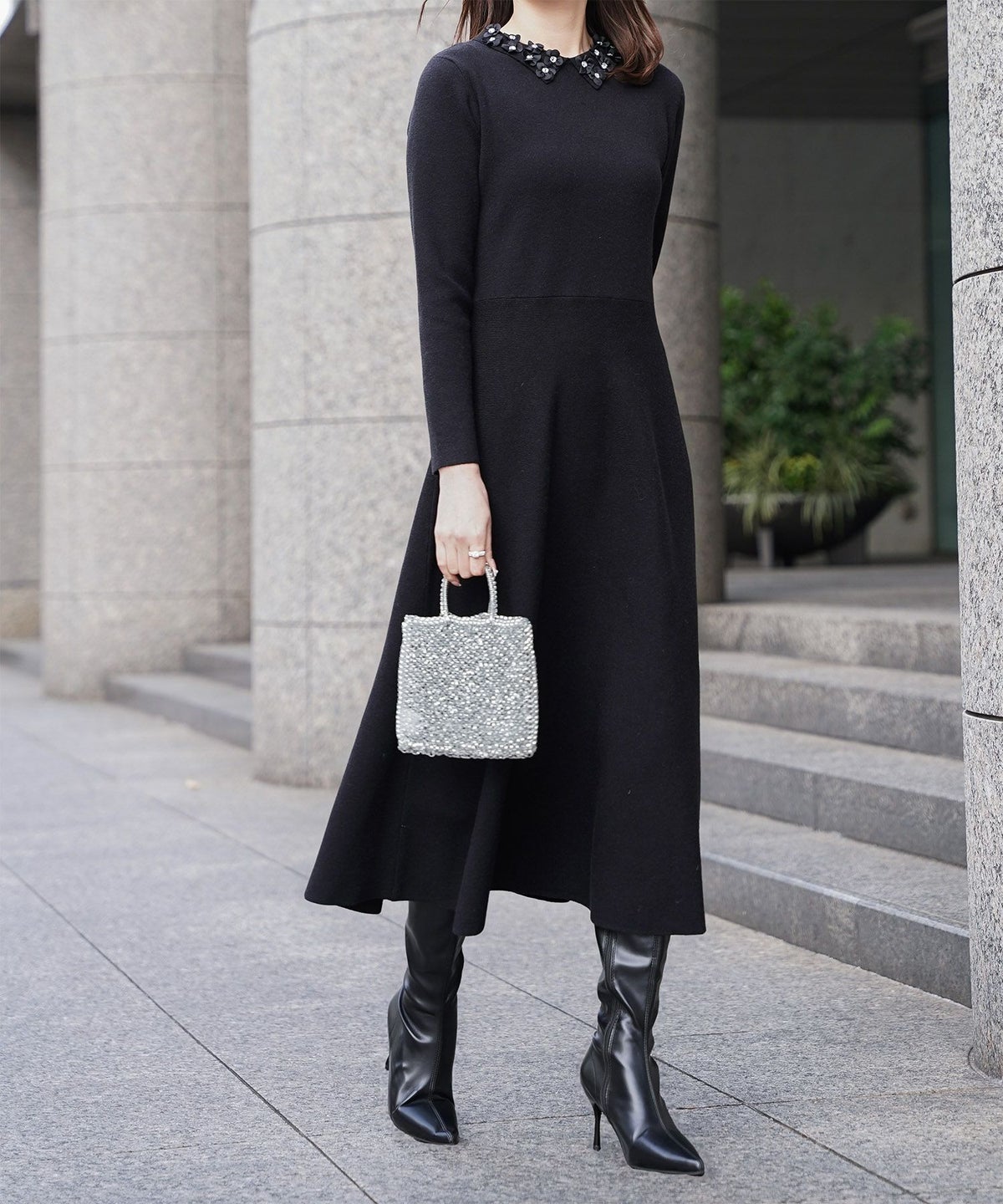 フラワーモチーフ 襟付き ニット ワンピース HUIT ネイビーミックス/アイボリー/ネイビー/ブラック/ミックス