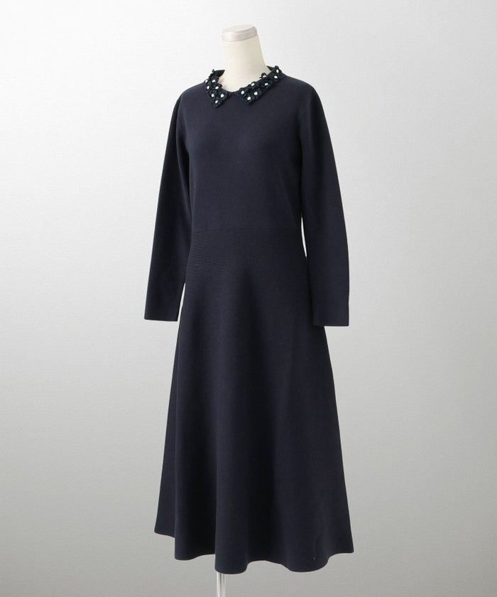 フラワーモチーフ 襟付き ニット ワンピース HUIT ネイビーミックス/アイボリー/ネイビー/ブラック/ミックス