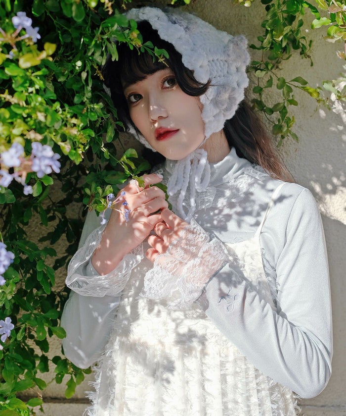 キラキラ ラメリブ ハイネック 冬 シルバーホワイト ブラック/M