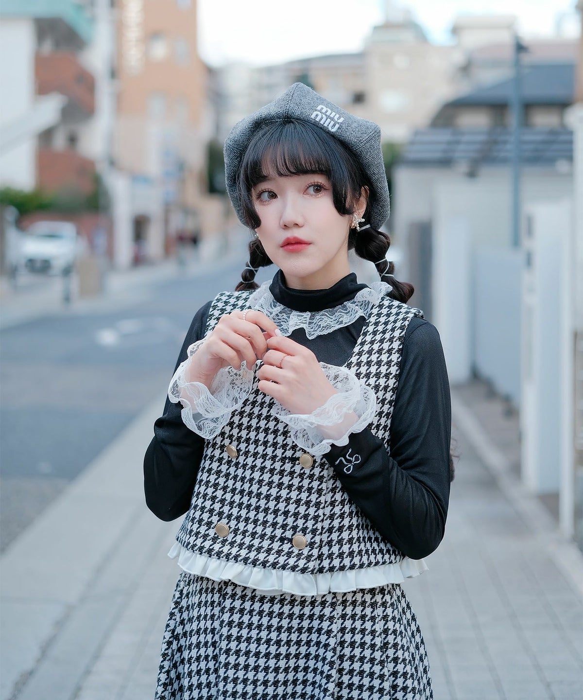 キラキラ ラメリブ ハイネック 冬 シルバーホワイト ブラック/M