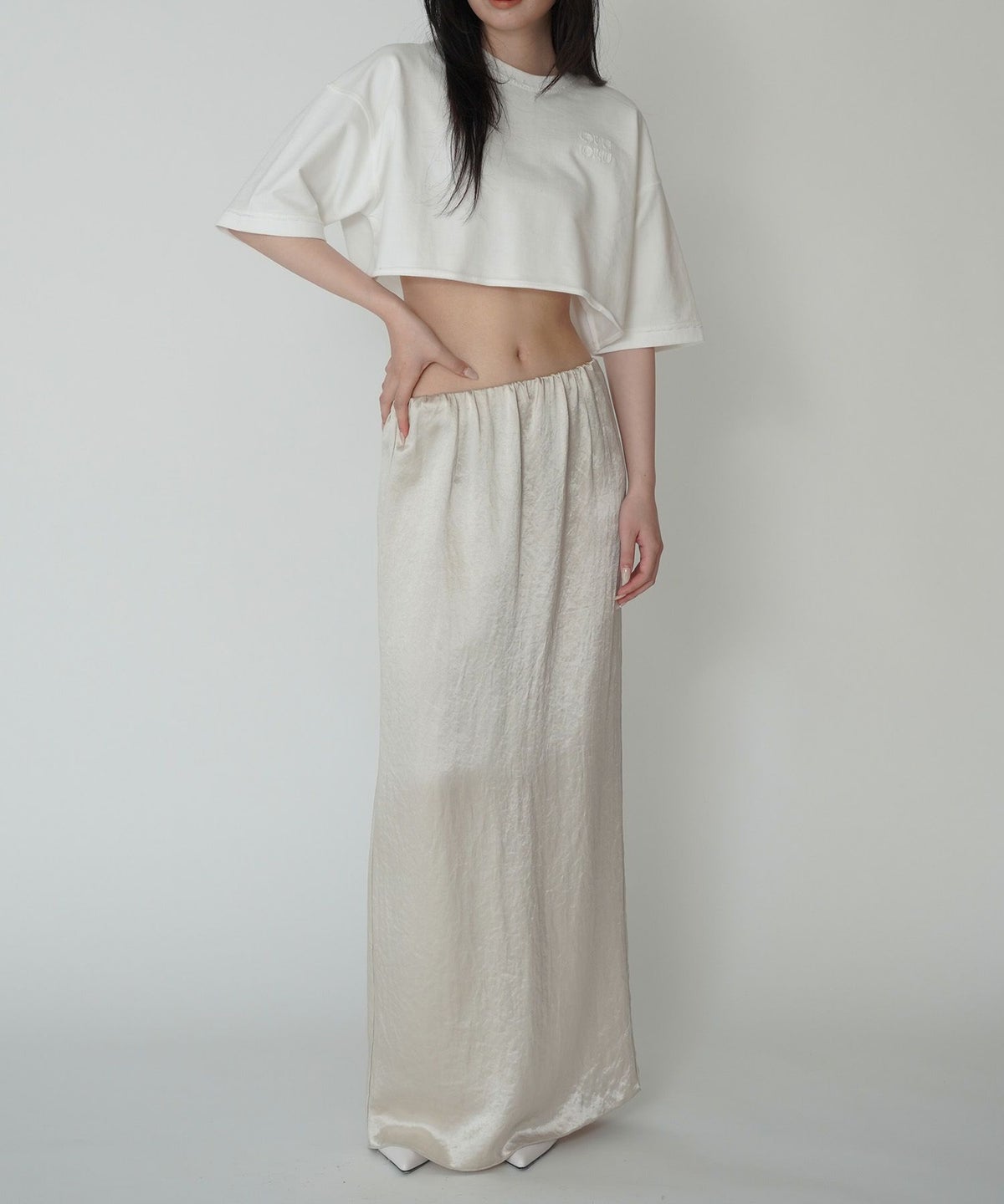 アセテート サテン スカート Iライン 光沢 アイボリー/ブラック/フリー/ロング丈