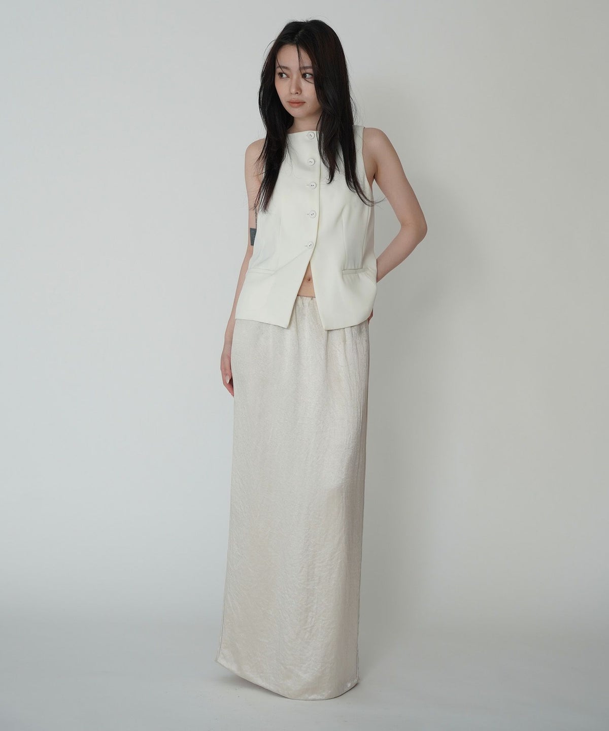 アセテート サテン スカート Iライン 光沢 アイボリー/ブラック/フリー/ロング丈