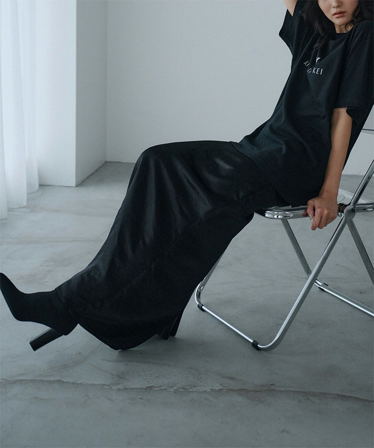 アセテート サテン スカート Iライン 光沢 アイボリー/ブラック/フリー/ロング丈