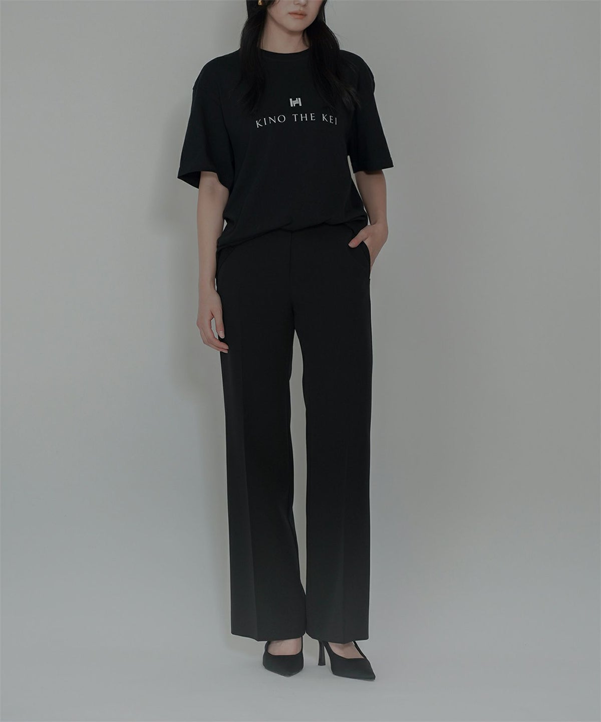 裾フレア セミワイドパンツ センタープレス 美脚 スラッシュポケット ホワイト/ブラック/S/M/ロング丈