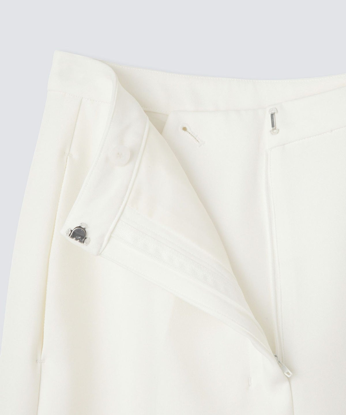 裾フレア セミワイドパンツ センタープレス 美脚 スラッシュポケット ホワイト/ブラック/S/M/ロング丈