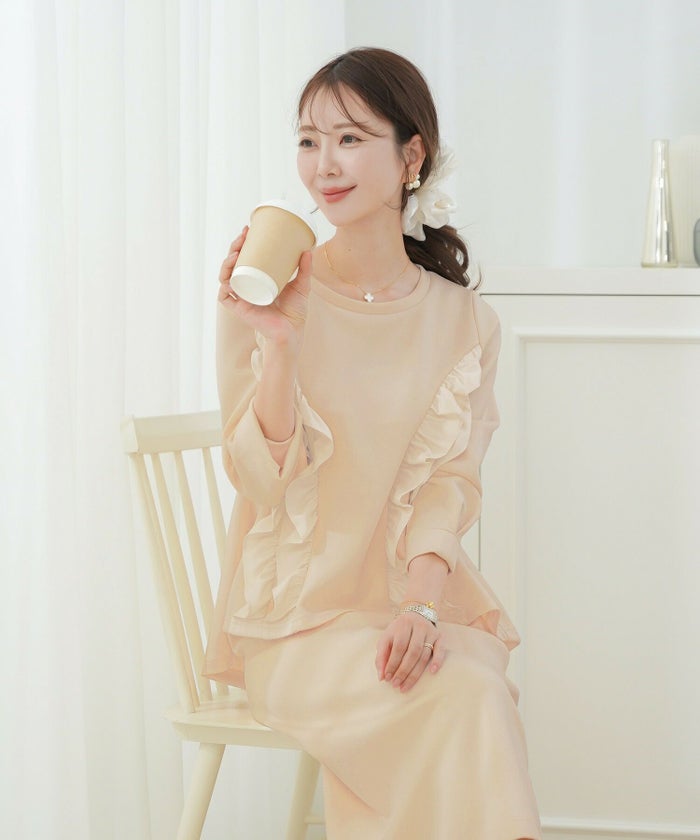 レディース/トップス/プルオーバー/カットソー/ダンボールニット/伸縮性/長袖/春/秋/冬/ワンマイル/旅行/運動会/お出かけ/オフィスカジュアル/きれいめ/動きやすい/フリル/上品/エレガント/カジュアル/フェミニン/アイボリー/ピンク/ネイビー