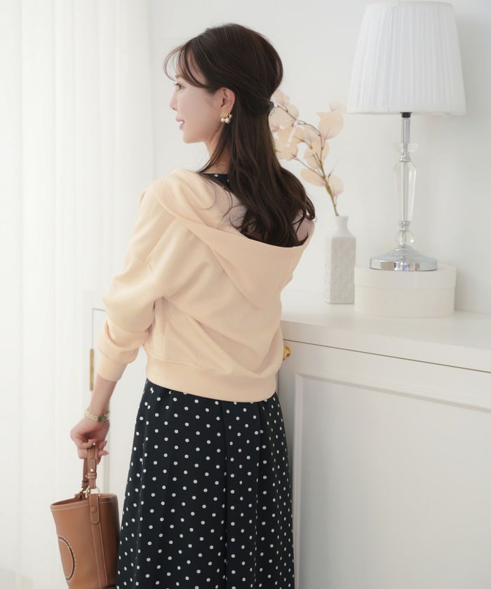 レディース/トップス/パーカー/カットソー/ダンボールニット/伸縮性/長袖/春/秋/冬/ワンマイル/旅行/運動会/お出かけ/オフィスカジュアル/エレガント/カジュアル/フェミニン/刺繍/ハート/ロゴ/アイボリー/ピンク/ネイビー/新色/ブラ