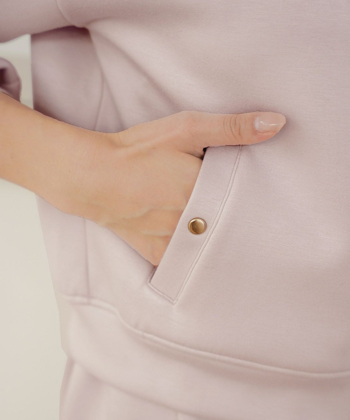 レディース/トップス/パーカー/カットソー/ダンボールニット/伸縮性/長袖/春/秋/冬/ワンマイル/旅行/運動会/お出かけ/オフィスカジュアル/エレガント/カジュアル/フェミニン/刺繍/ハート/ロゴ/アイボリー/ピンク/ネイビー/新色/ブラ