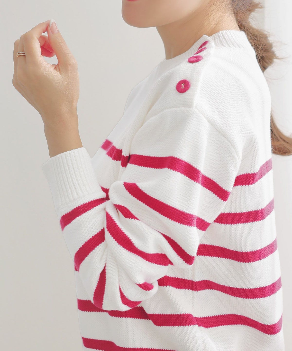 手洗い可トップスレディースニット春秋かわいいオフィスきれいめピンク大人ジョイントスペース