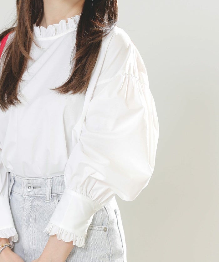 手洗い可インナーサイドスリットレイヤードスタイルフェミニン背涙開き上品きれいめジョイントスペース