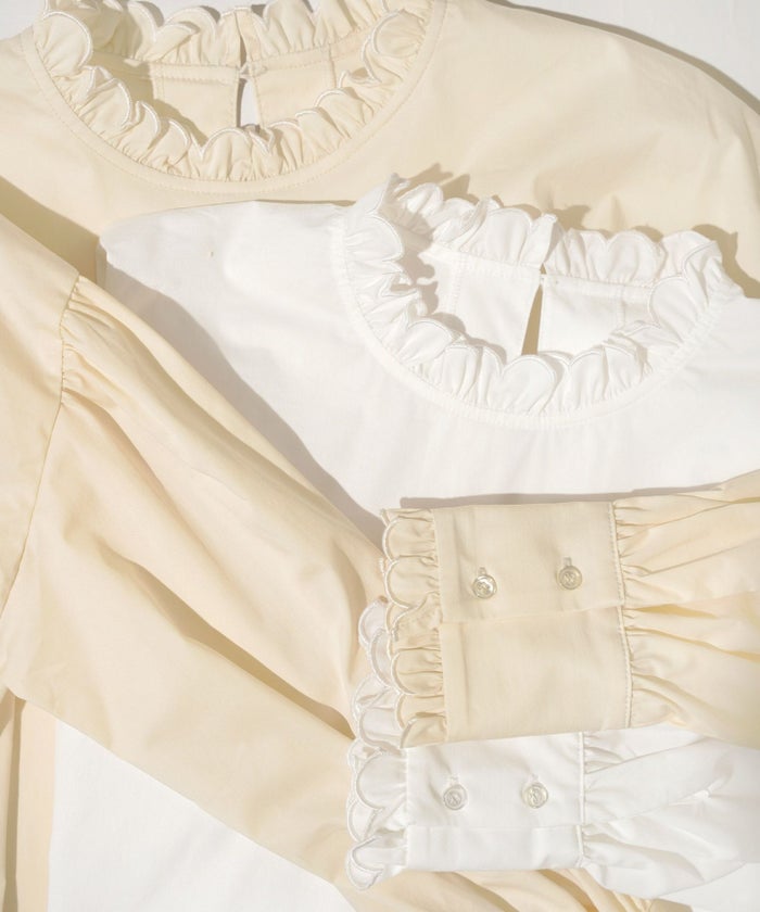 手洗い可インナーサイドスリットレイヤードスタイルフェミニン背涙開き上品きれいめジョイントスペース