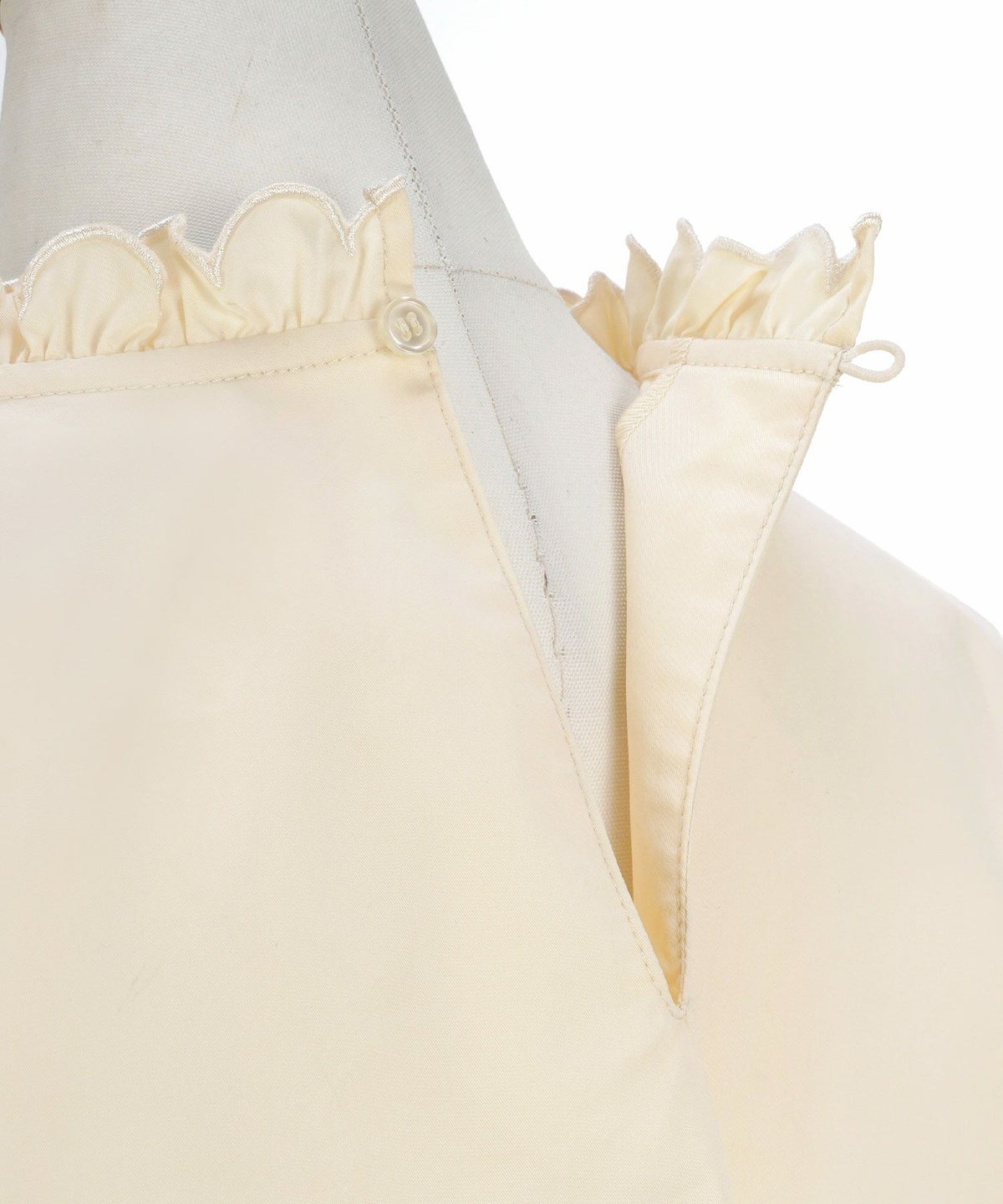 手洗い可インナーサイドスリットレイヤードスタイルフェミニン背涙開き上品きれいめジョイントスペース