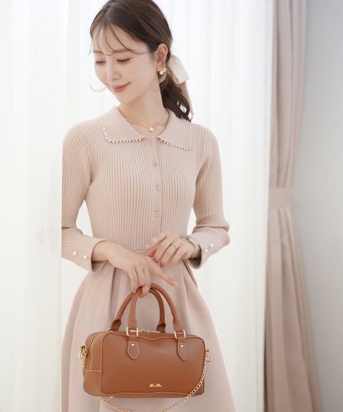 レディース/ワンピース/ニットワンピース/ニット/襟/パール/トリム/長袖/ロング/ミモレ/フレアシルエット/タック/前あき/ピンクベージュ/ブルーグレー/ネイビー/上品/エレガント/フェミニン/大人/新色/チャコール/ベージュ/エクリュ