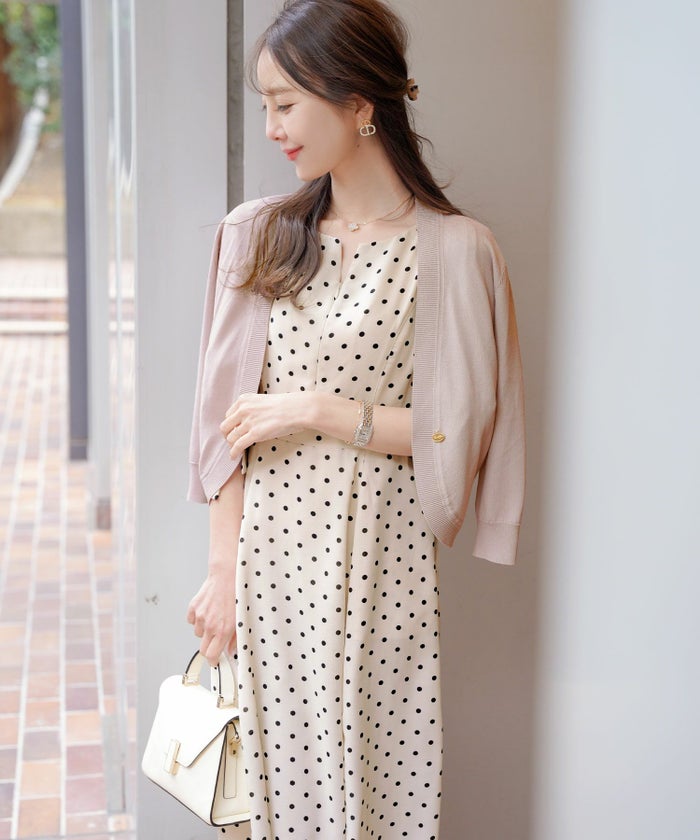 レディース/ワンピース/リネン/麻/袖リボン/リボン/デザイン/フロントファスナー/授乳/ママ/デイリー/お出かけ/普段/日常/ランチ/春/夏/ドット柄/ドット/プリント/アイボリー/ダスティピンク/ブラック/フェミニン/上品/エレガント/かわいい/大人