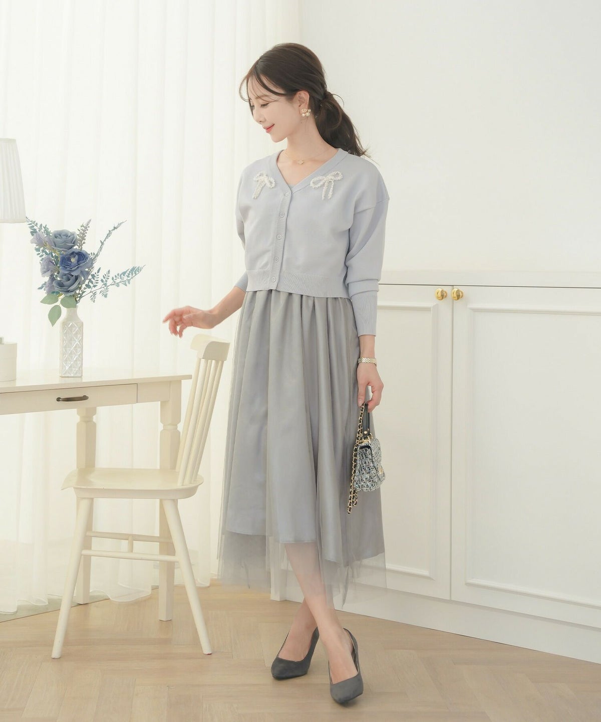 レディース/カーディガン/ワンピース/セット/リボン/パール/チュール/キャミワンピース/前あき/長袖/ドロップショルダー/コンパクト丈/レイヤード/裏地付き/上品/エレガント/フェミニン/大人/ピンクベージュ/ライトブルー/ネイビー