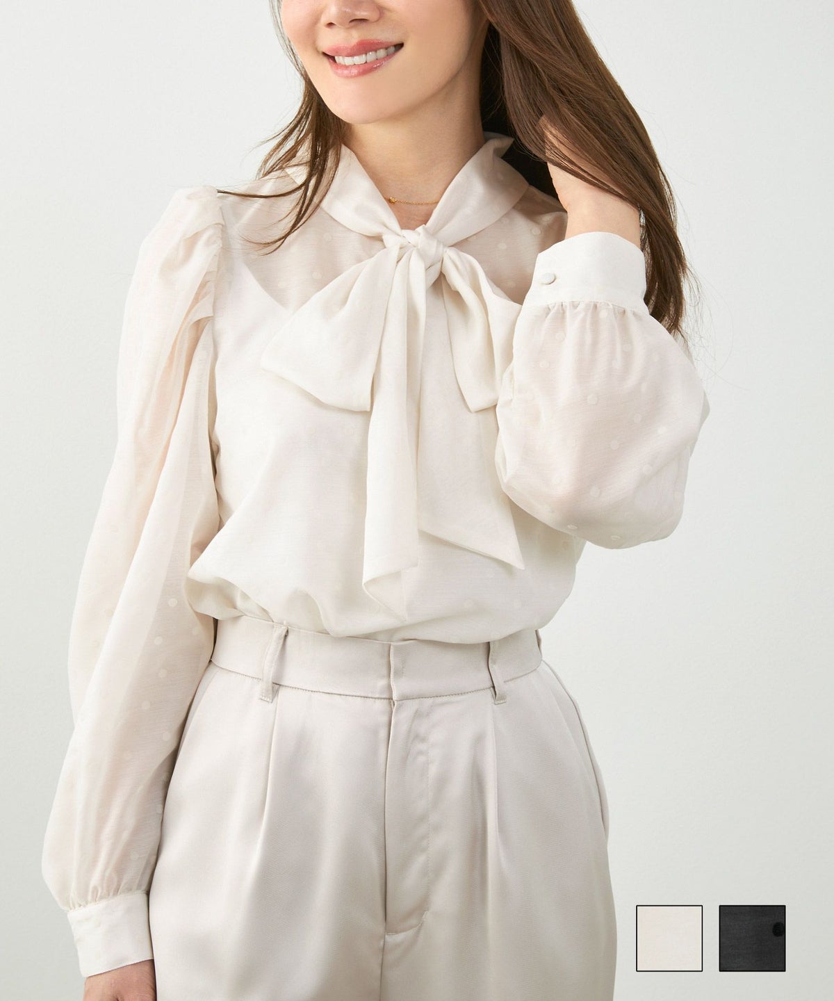 手洗い可 オケージョン オフィス 学校行事 おしゃれ フェミニン 透け感 上品 きれいめ 長袖 白 黒 ジョイントスペース フロッキードット ボウタイ シアー ブラウス Liala×PG